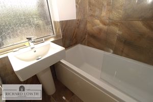 Bathroom/WC- click for photo gallery